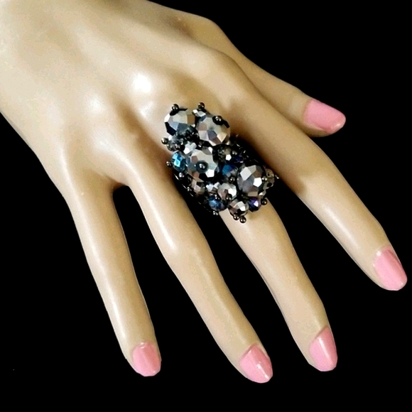 Vintage Gunmetal Beaded Stretch Statement Ring One Size - Picture 7 of 11
